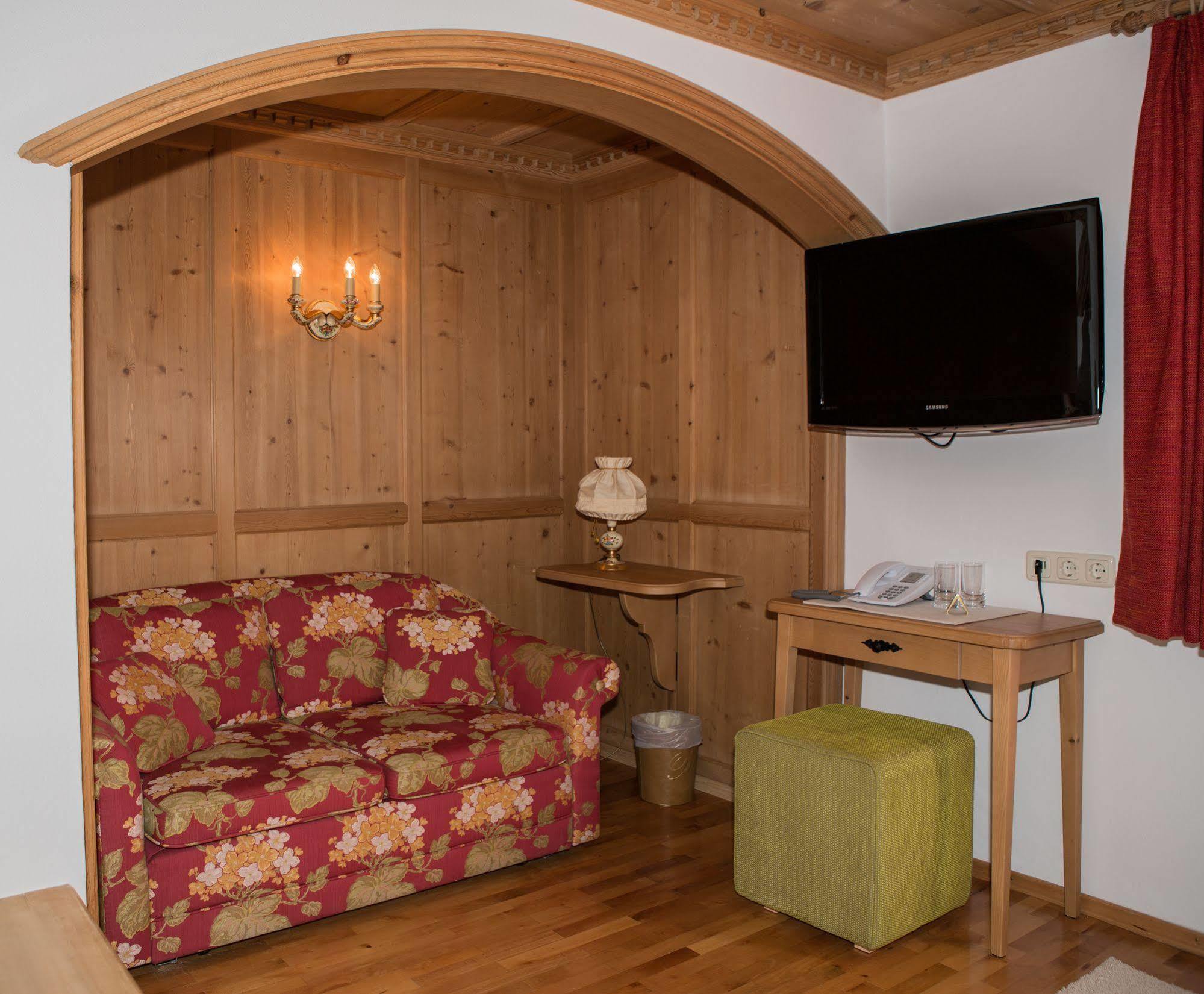 Chalet Brunnenhof Sankt Anton am Arlberg Dış mekan fotoğraf